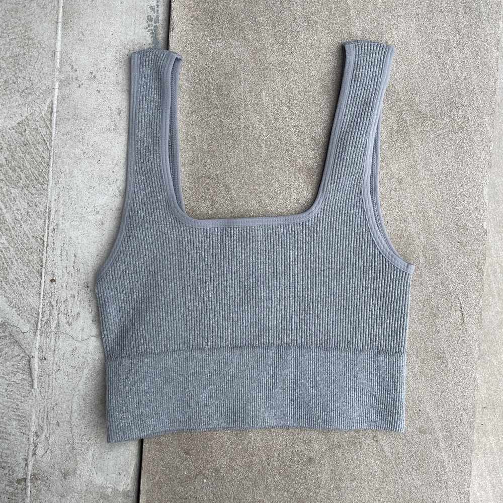 Grey tank top